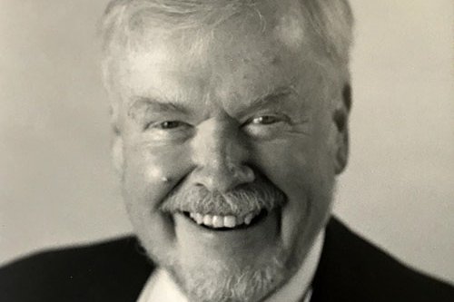 Victor McElheny, founding director of MIT’s Knight Science Journalism Program, dies at 89 | MIT News