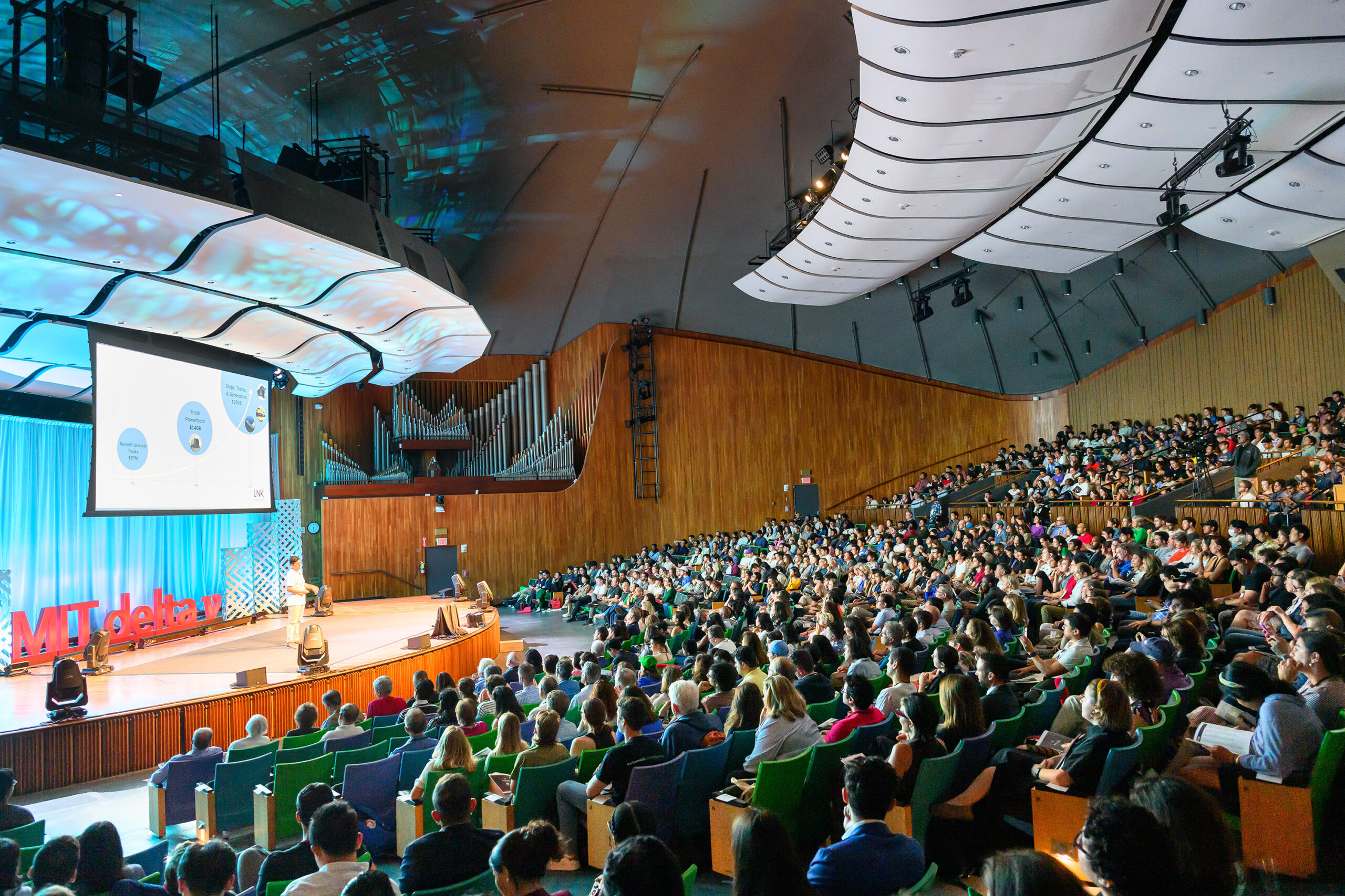 Demo Day features hormone-tracking sensors, desalination systems, and other innovations | MIT News